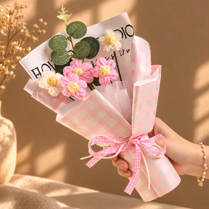 Crochet Daisy Flower Bouquet in Pink & White, Cute Mini Floral Gift for Birthday, Anniversary, Valentine’s Day & Special Occasions