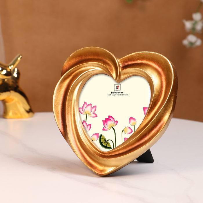 Vintage 4x4 Inch Photo Frame Golden Heart – European Style Resin Picture Frame, Tabletop or Wall Display, Antique Decorative Design, 10x10 cm