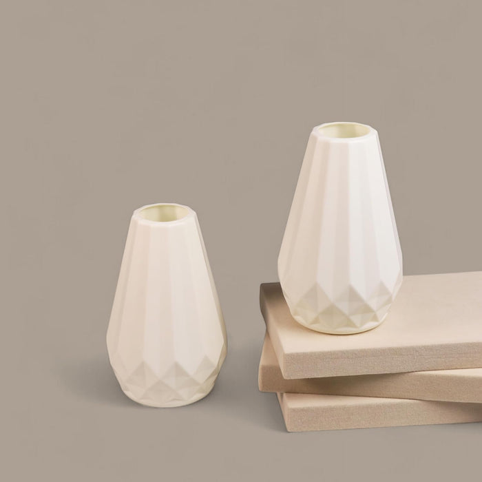 Beautiful Flower Vases, PVC Pot for Plants Stand Geometric Faceted Texture White Vase, Made of Durable Plastic PVC Height - 15 cm