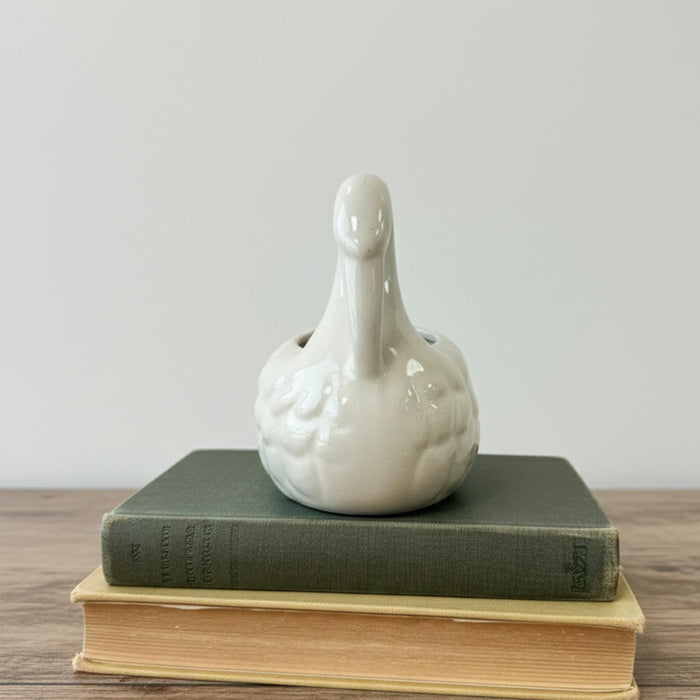 Art Street Elegant Swan-Shaped Ceramic Vase | Glossy White Decorative Flower Vase for Home, Living Room & Table Décor, (Vase Only Not Plant)