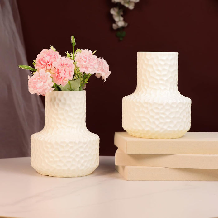 Beautiful Flower Vases, PVC Pot for Plants Stand Elegant Hammered Texture White Vase Pot, Made of Durable Plastic PVC Height - 15 cm