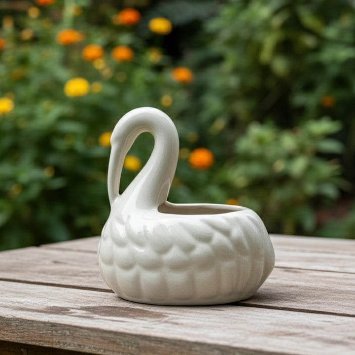 Art Street Elegant Swan-Shaped Ceramic Vase | Glossy White Decorative Flower Vase for Home, Living Room & Table Décor, (Vase Only Not Plant)