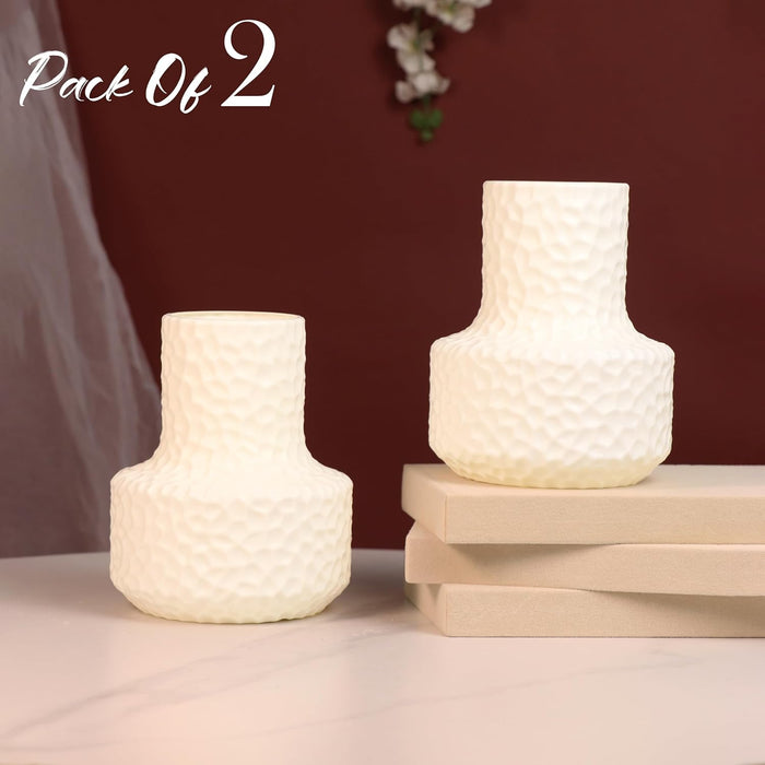 Beautiful Flower Vases, PVC Pot for Plants Stand Elegant Hammered Texture White Vase Pot, Made of Durable Plastic PVC Height - 15 cm
