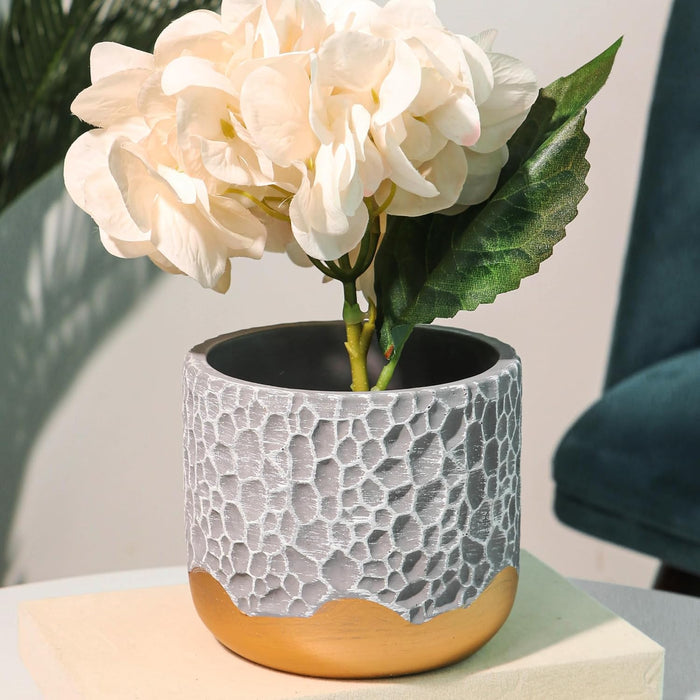 Handmade Cement Flower Pot Indoor Outdoor Plant Pot Fade Resistant Bronze and Grey Elegant Hammered Pattern Vase Flower Vase Cemented Flower Vases for Home Decoration and Gardening 10x13 cm
