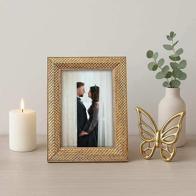Photo Frame for Table, Plexi Glass, Engineered Wood Photo Frame.
