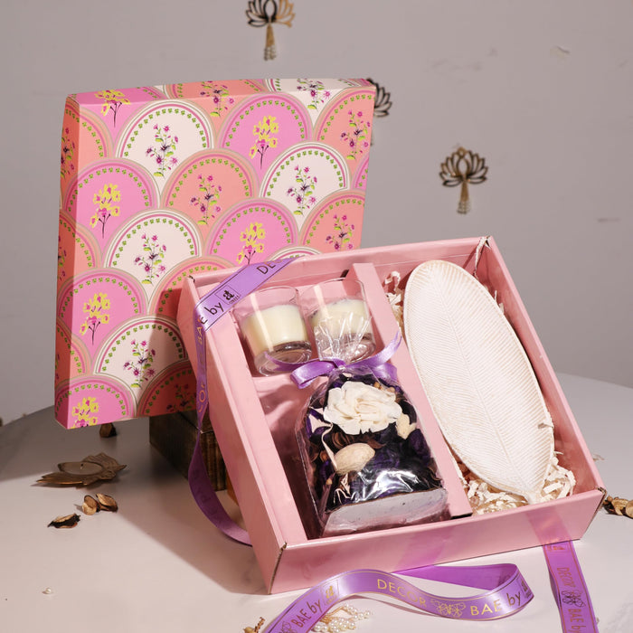 Diwali Gift Hamper Box with Mogra Scent Potpourri, Glass Candle and Tray, Friends and Relatives (Pack of 4)