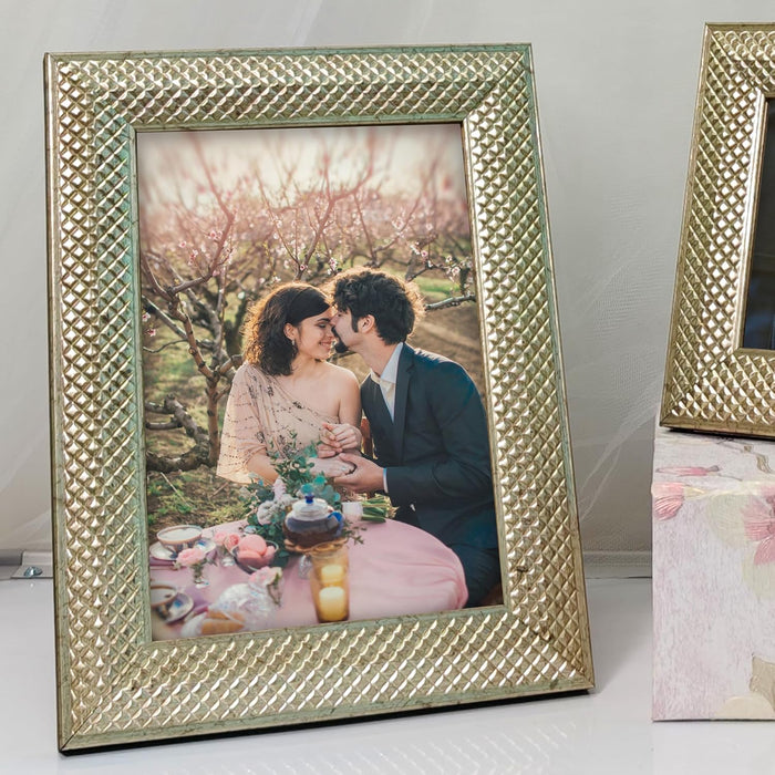 Photo Frame for Table, Plexi Glass, Engineered Wood Photo Frame.