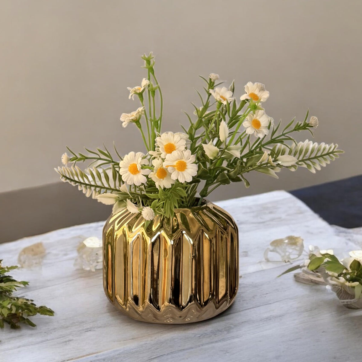 Brass Accordion Vase Decorative Flower Pot Vase for Home and Office Décor  (Only Vase) (Size: Inch)