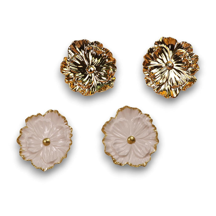 Pack of 4 Golden and White Floral Shape Ceramic Wall Decor Plates Handmade Round Floral Wall Hanging Decorative Items – 14x14 cm