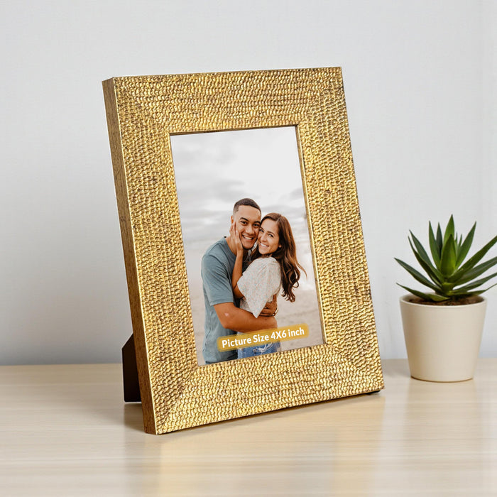 Art Street Table and Wall Photo Frame Textured Picture Frames Picture Frame, Gold Metal Look for 4x6 Photos Tabletop Photos for Home Décor, Wood Photo Frames for Wall and Table Decoration 10x15 cm