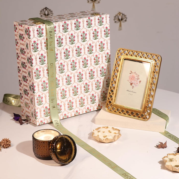 Diwali Gift Hamper with Vintage Photo Frame Oudh Scent Candle and Urli Diya, Friends and Relatives (Pack of 3)
