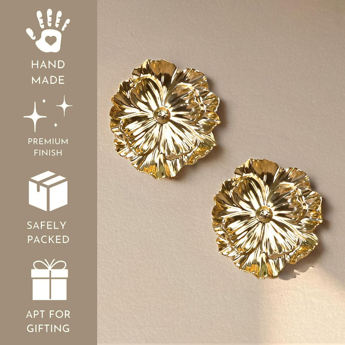 Pack of 2 Golden Floral Shape Ceramic Wall Decor Plates Handmade Round Floral Wall Hanging Decorative Items for Living Room, Bedroom, Wedding Pooja and Home Decoration – 14x14 cm