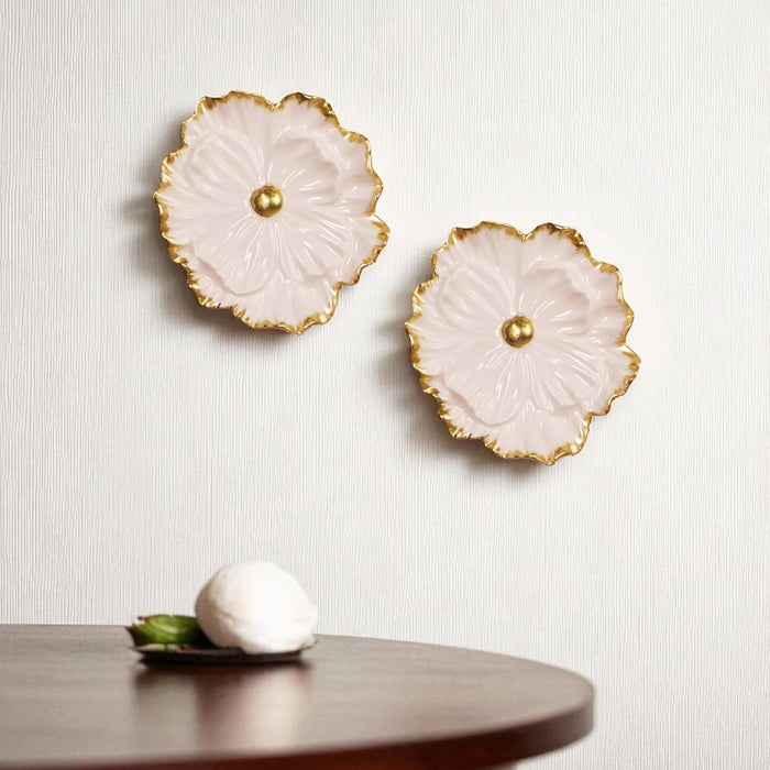 Pack of 2 White and Golden Floral Shape Ceramic Wall Decor Plates Handmade Round Floral Wall Hanging Decorative Items – 14x14 cm