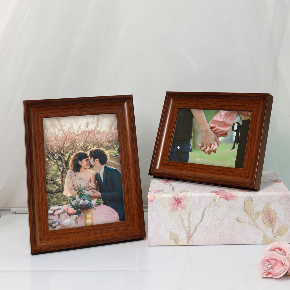 Table Photo Frame Set of 2, Plexi Glass, Engineered Wood Photo Frame ...