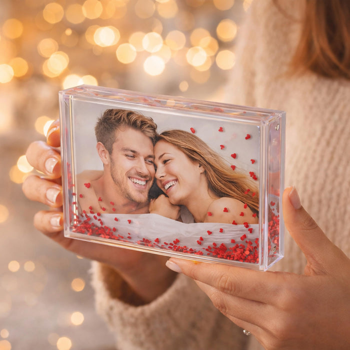 Art Street Customized Red Glitter Liquid Photo Frame, Desktop Tabletop Frame with Heart-Shaped Floating Glitter, Acrylic Water Frames for Valentine's Day Gift, Anniversary, Wedding, 3.8x4.5 Inch