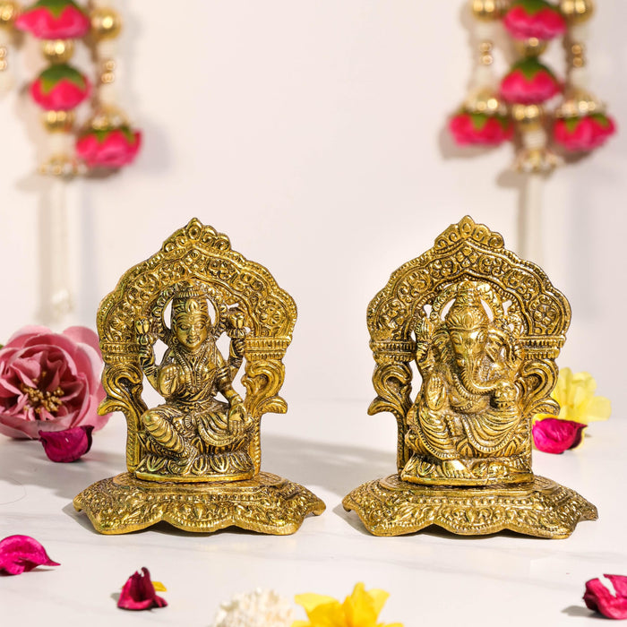 Metal Lakshmi and Ganesha Idols Set for Pooja Room Traditional Brass Finished Idol, Deepawali Decoration for Home, Lakshmi Ganesh Brass Finished Idol for Temple 12x13 cm