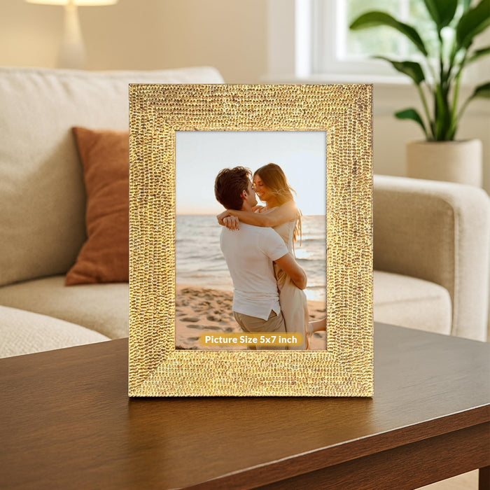 Art Street Table and Wall Photo Frame Textured Picture Frames Picture Frame, Gold Metal Look for 5x7 Photos Tabletop Photos for Home Décor, Wood Photo Frames for Wall and Table Decoration 13x18 cm