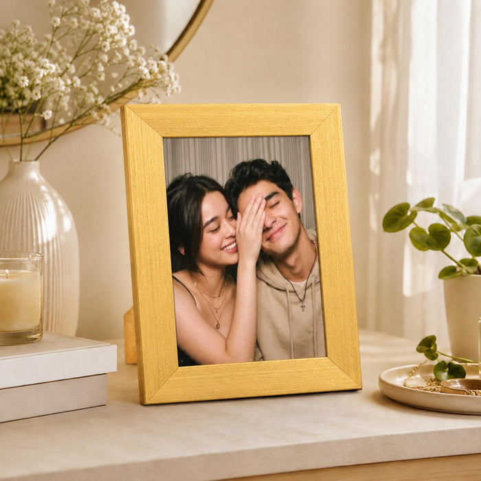 Synthetic Table Photo Frame – Elegant Home Décor Essential for Every Space