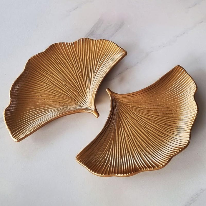 Art Street Small Gingko Leaf Shape Tray Set of 2 for Home Décor Gifting Item, Diwali Gift, Festival, Pooja Decorative Item for Living Room Dining Office Center Table, Golden Color (Only Tray Included)