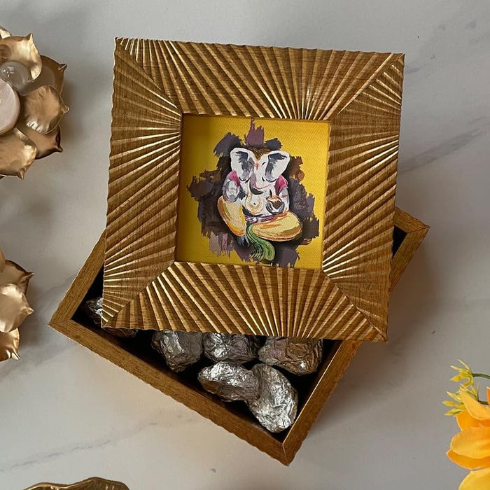 Art Street Decorative Gifts Of Love Gift Box, Diwali Festive Gifting, Cash Box, Shagun Box, Jewelry Box, Wedding Money Box (Lustrous Gold, Size: 7.5x7.5x2.3 Inch)