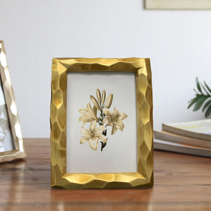 Art Street Geometric Stereo Photo Frame For Home Decoration - Royal Gold