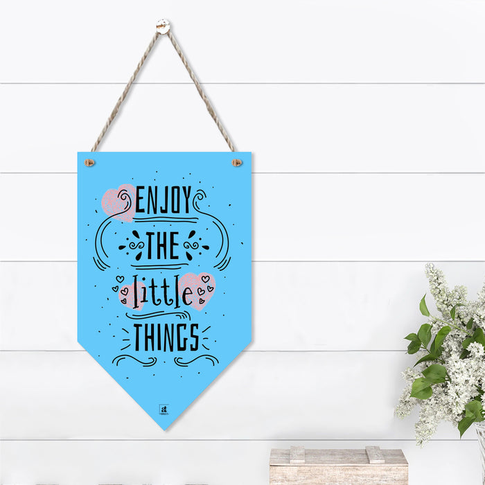 Art Street Enjoy The Little Things Dorative Wood Plaques Wall Decor Sign, Farmhouse Style Entryway Sign Plaque for  Home Decorations Plaque Signs with Hanging Rope for Wall and Door (8x5 Inch) MDF HANGING